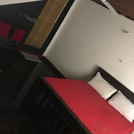 Everest Rooms Piliyandala Eksteriør bilde